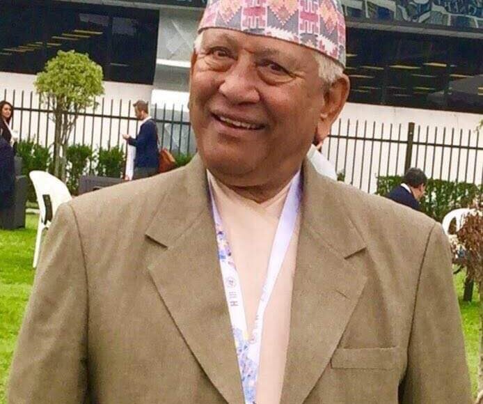 प्रतिनिधिसभाका जेष्ठ सदस्य केसीले केहि समय पछि पद तथा गोपनीयताको शपथ लिँदै