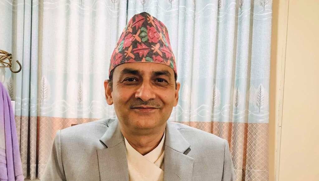 स्वास्थ्य बिमा सुधारका लागि ऐन नै संशोधन गर्नु पर्ने डा.देवकोटाको भनाई