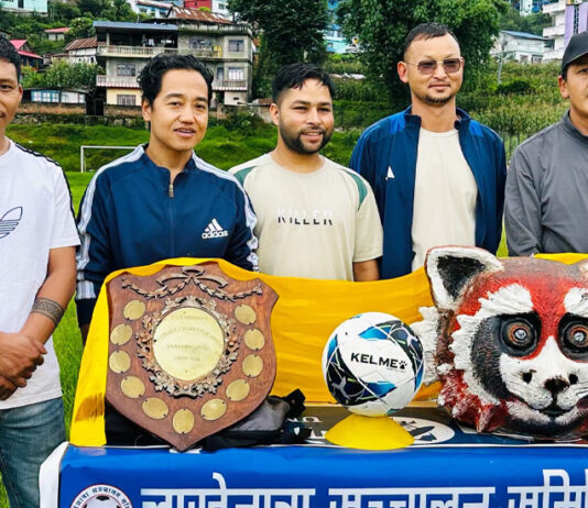 ताप्लेजुङ गोल्डकप भानु जनमाध्यमिक विद्यालय खेलमैदानमा हुने